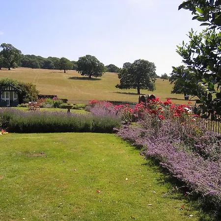 Heathy Lea Bed And Breakfast-2