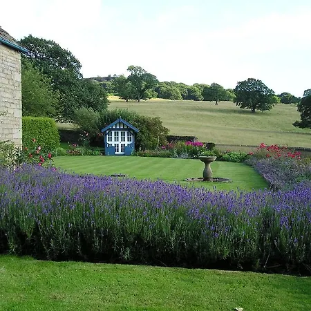 Heathy Lea Bed And Breakfast-3